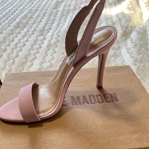 *BRAND NEW* Steve Madden Marbella Heeled Sandals, light pink